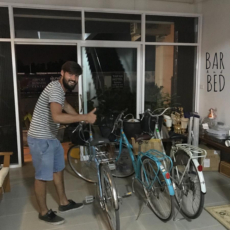 素叻他尼 Barandbed Urt旅舍 外观 照片
