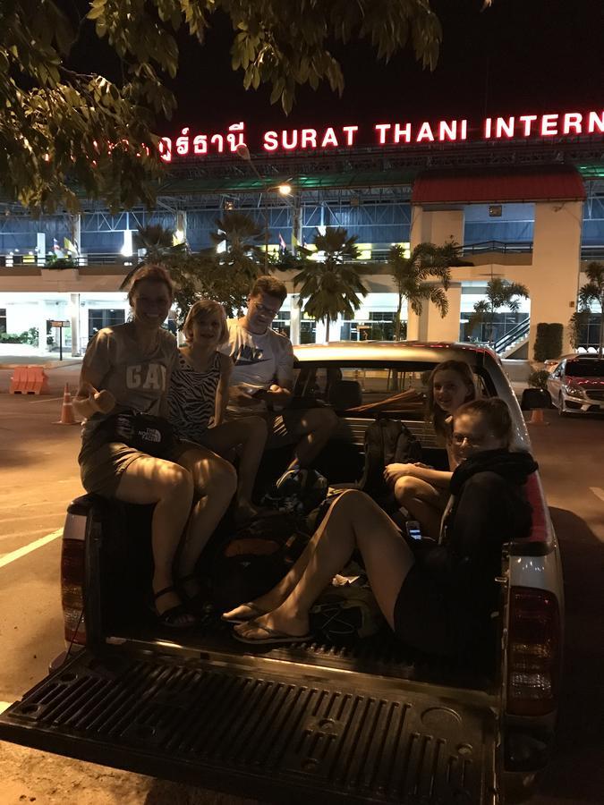 素叻他尼 Barandbed Urt旅舍 外观 照片